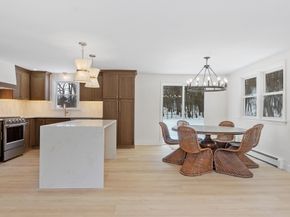 114 Lake St, Peabody MA 01960