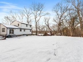 114 Lake St, Peabody MA 01960