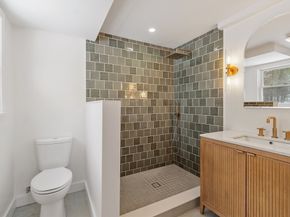 114 Lake St, Peabody MA 01960