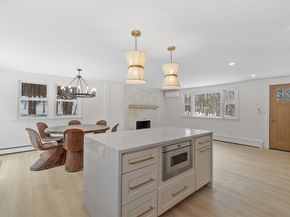 114 Lake St, Peabody MA 01960