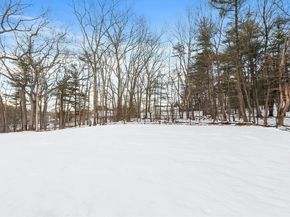 114 Lake St, Peabody MA 01960