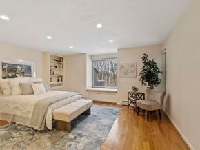 141 Chestnut Cir 141, Lincoln MA 01773