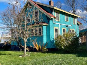 8 Hampton Circle, Hull MA 02045