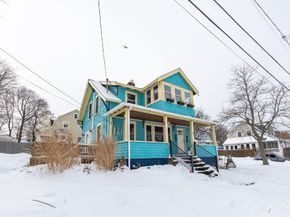 8 Hampton Circle, Hull MA 02045