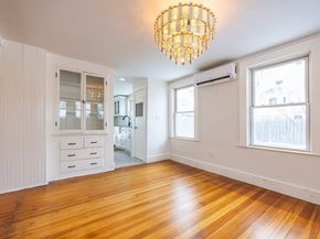 8 Hampton Circle, Hull MA 02045