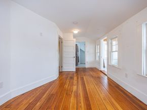 8 Hampton Circle, Hull MA 02045