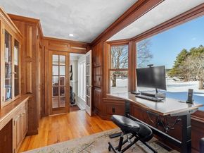 1409 Monument St, Concord MA 01742