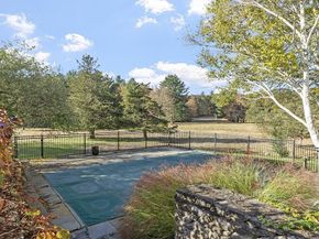 1409 Monument St, Concord MA 01742