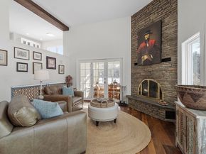 1409 Monument St, Concord MA 01742