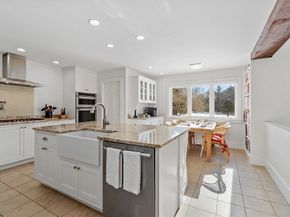 1409 Monument St, Concord MA 01742