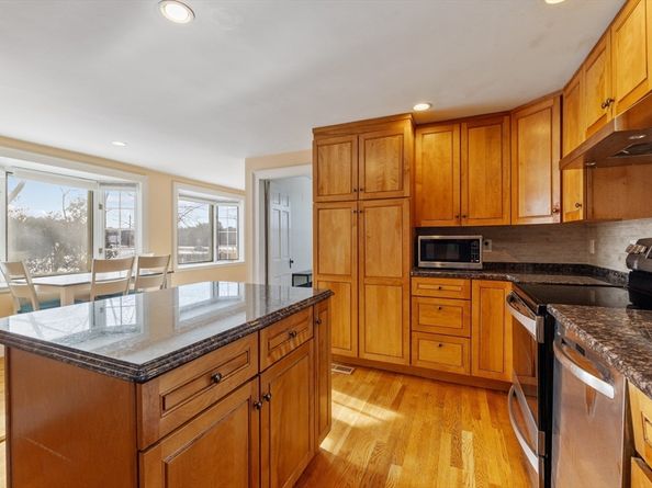 10 Bernard Steet, Lexington MA 02420