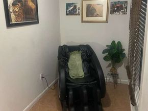 18 Edinboro, Brockton MA 02301