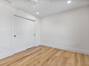 16 Lily Pond Ln 16, Lexington MA 02420