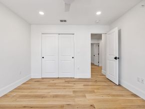 16 Lily Pond Ln 16, Lexington MA 02420