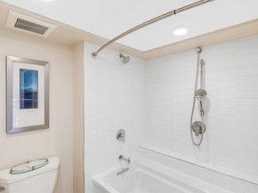 151 High Street 1C, Newburyport MA 01950