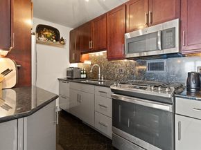 8 Whittier Place 17E, Boston MA 02114