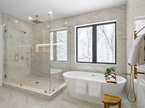 16 Dorcar Rd, Newton MA 02467