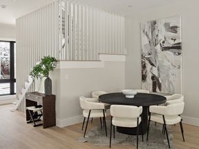 16 Dorcar Rd, Newton MA 02467