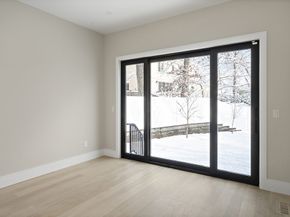 16 Dorcar Rd, Newton MA 02467