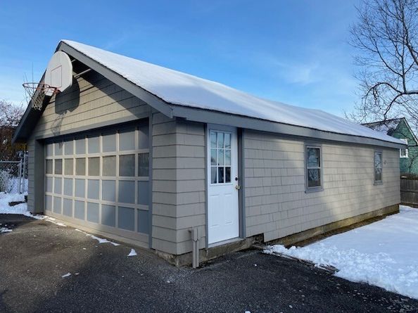 132 Walton Park, Melrose MA 02176