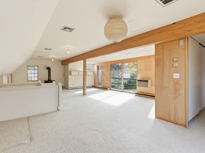 12 Gray Gardens W, Cambridge MA 02138