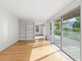 12 Gray Gardens W, Cambridge MA 02138