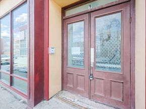 7 Main St 203, Brockton MA 02301