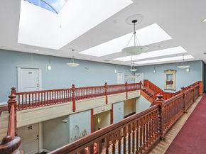 7 Main St 203, Brockton MA 02301