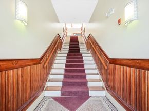 7 Main St 203, Brockton MA 02301