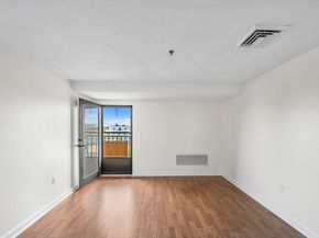 39 Parlin St 503, Everett MA 02149