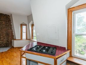 11 Savin Hill Ave, Boston MA 02125