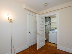 99 Washington St 33, Salem MA 01970