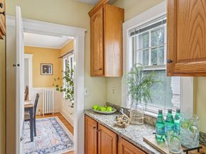 48 Gilbert Rd 1, Belmont MA 02478