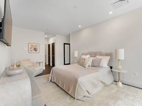 99-105 Broad St 8B, Boston MA 02110