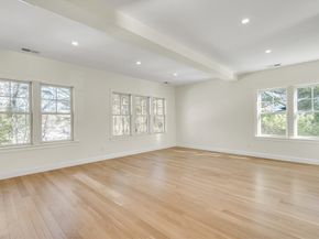 510 Common St, Walpole MA 02081