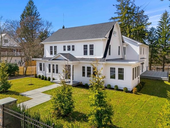 873 Chestnut Street, Newton MA 02468