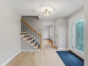 25 Stanphyl Rd, Uxbridge MA 01569