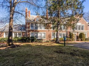 63 Garden Road G2, Wellesley MA 02481