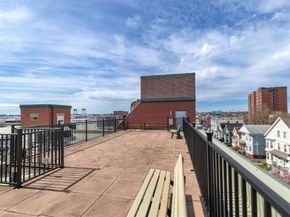 60 Dudley St 32, Chelsea MA 02150