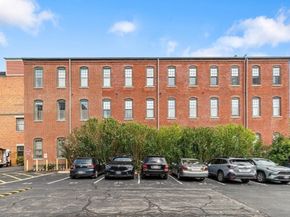 60 Dudley St 32, Chelsea MA 02150