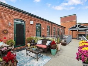 60 Dudley St 32, Chelsea MA 02150