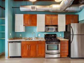 60 Dudley St 32, Chelsea MA 02150