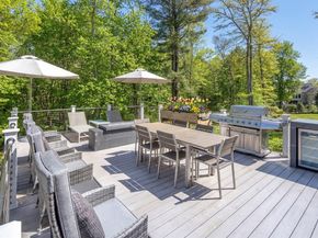 4 Beech Tree Ln, Mattapoisett MA 02739