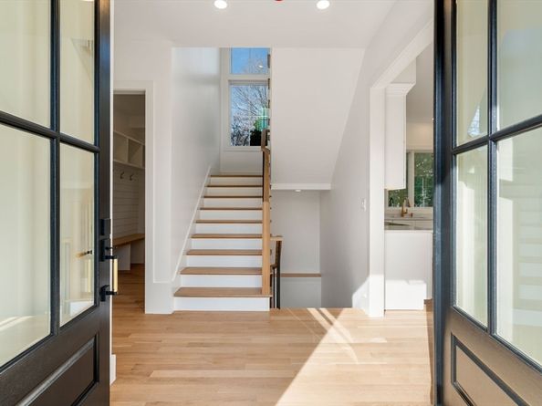5 Morseland Ave, Newton MA 02459