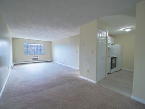 119 Grove St 234, Rockland MA 02370