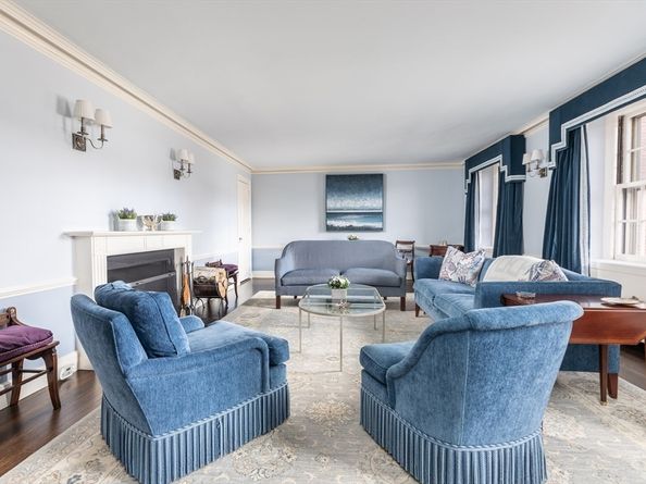 172 Beacon St 3, Boston MA 02116