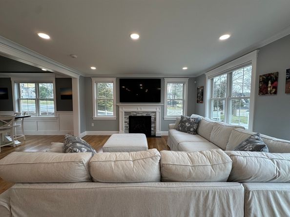 34 Pond, Needham MA 02492