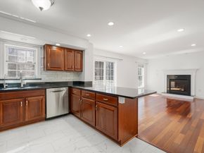 22 Westview Rd 22, Natick MA 01760