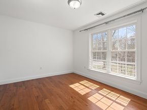22 Westview Rd 22, Natick MA 01760