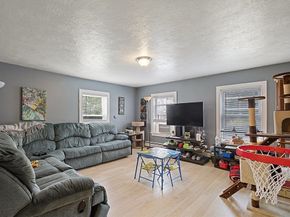 107-109 Prichard St, Fitchburg MA 01420